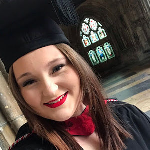 Meet your Posher, Hannah